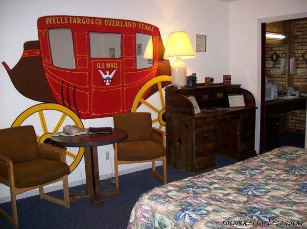 Holiday Motel