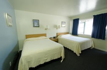 Motel Holiday 2*